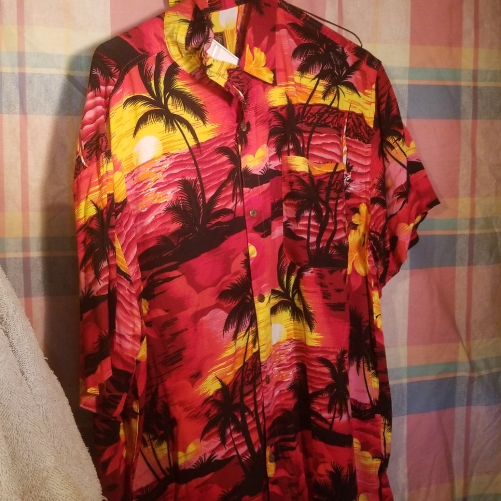 19# Tiki palm party shirt